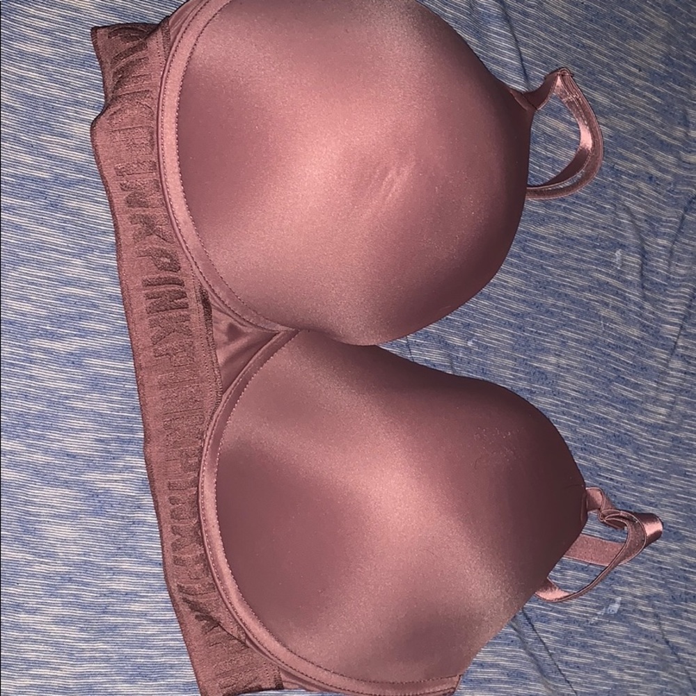 Pink bra, never worn